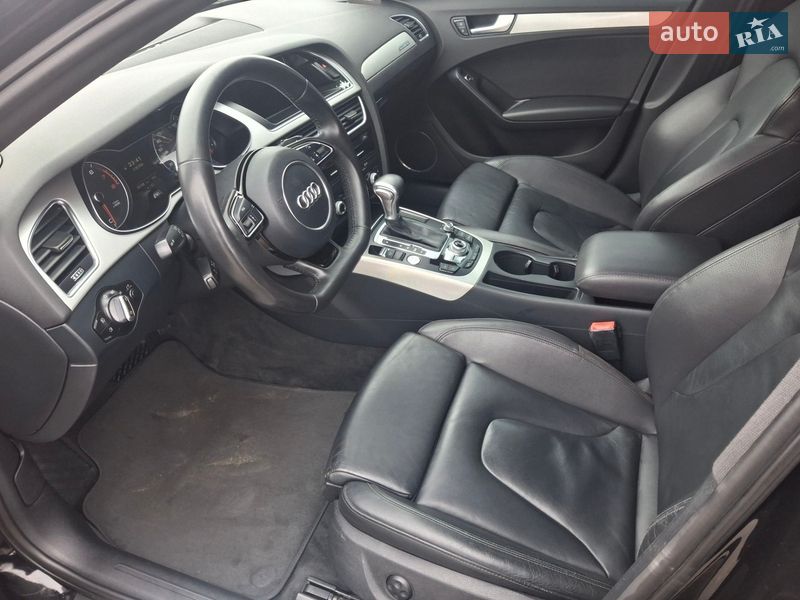 Седан Audi A4 2015 в Кам'янець-Подільському