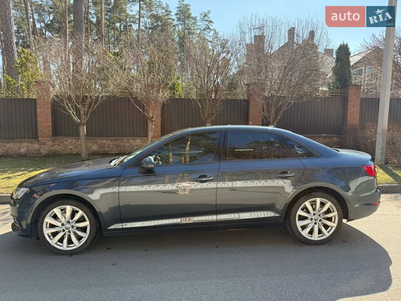 Седан Audi A4 2017 в Киеве