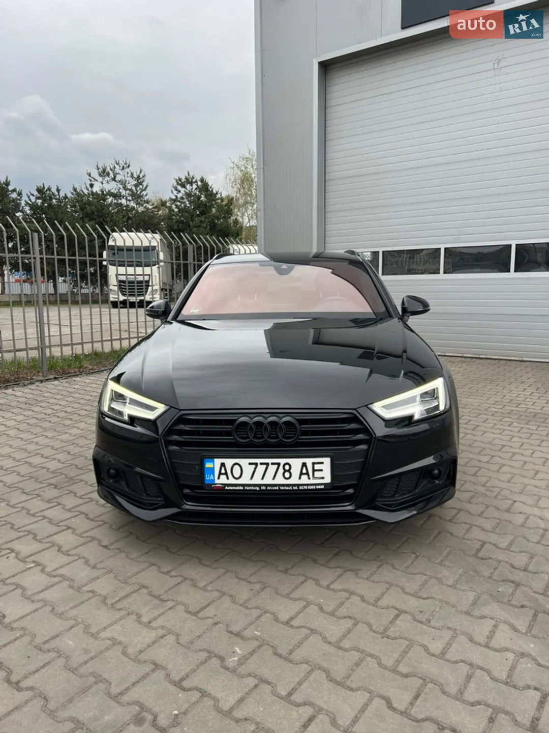 2017 Audi A4 - фото 1
