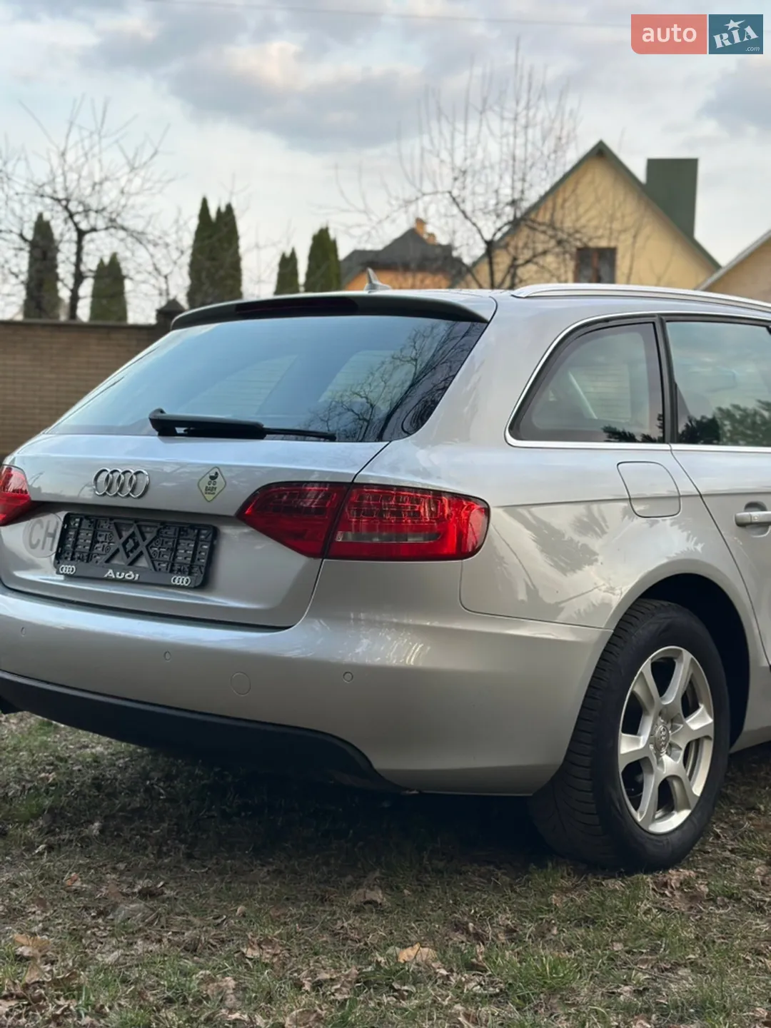 2010 Audi A4 - мініатюра 11