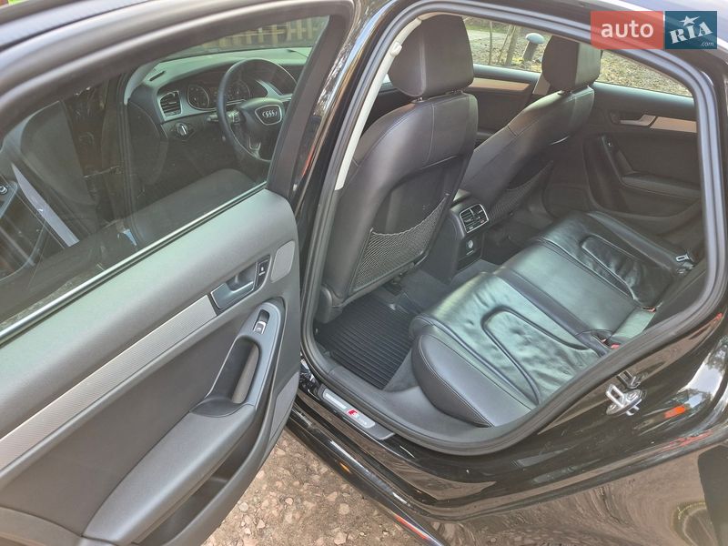 Седан Audi A4 2015 в Сумах