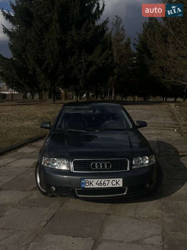 Седан Audi A4 2002 в Дубні фото 20 Седан Audi A4 2002 в Дубні