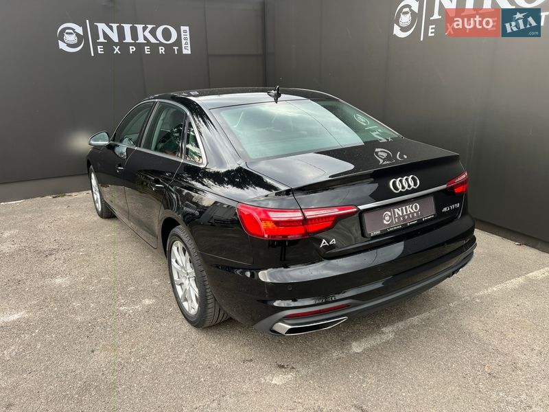 Седан Audi A4 2020 в Львове
