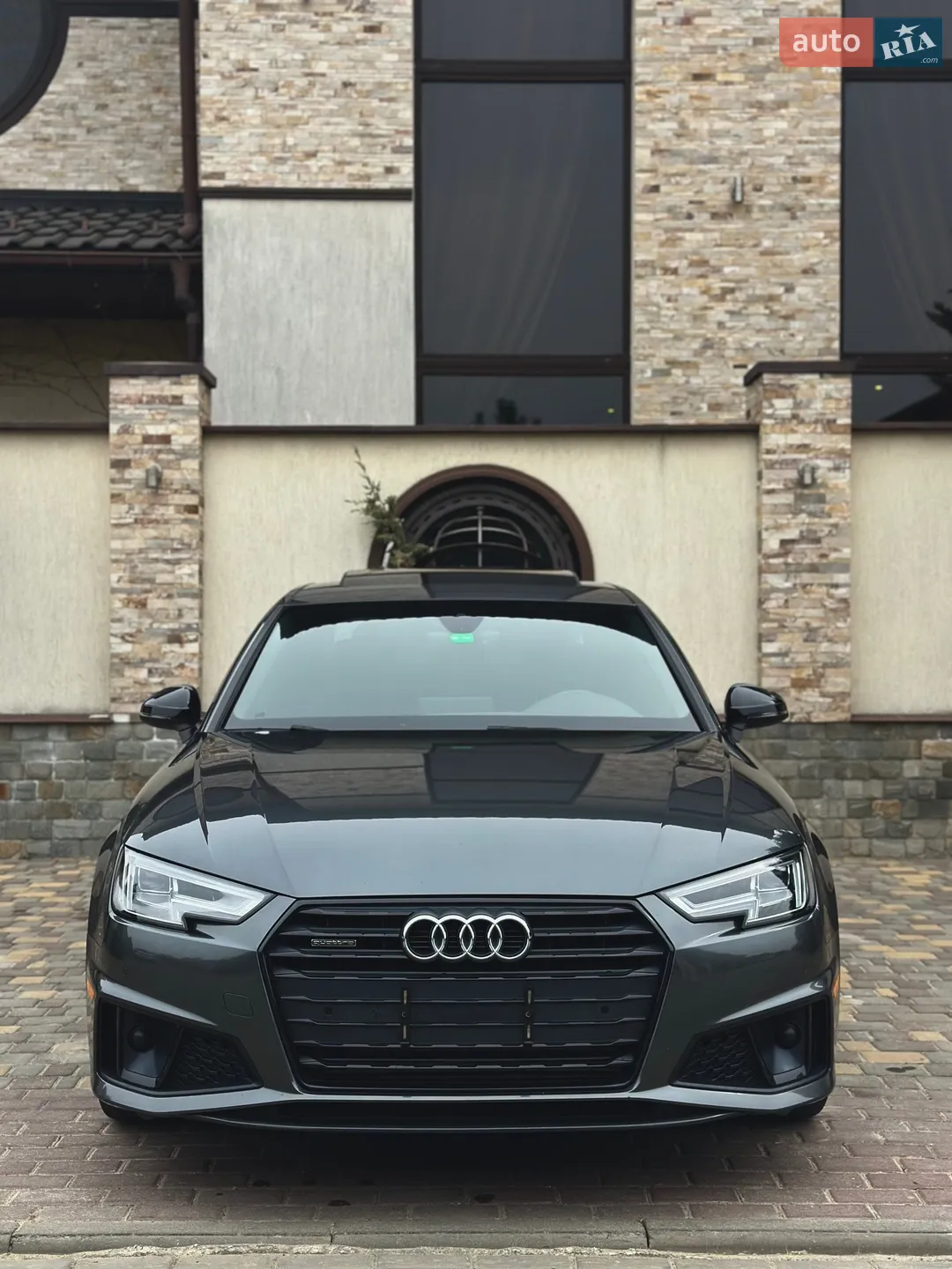 2018 Audi A4 - фото 1
