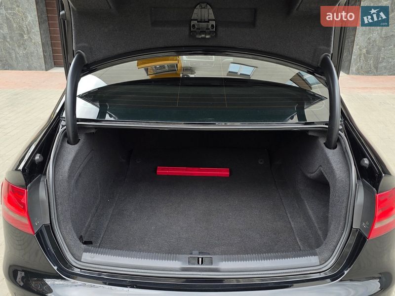 Седан Audi A4 2013 в Тернополе фото 29 Седан Audi A4 2013 в Тернополе
