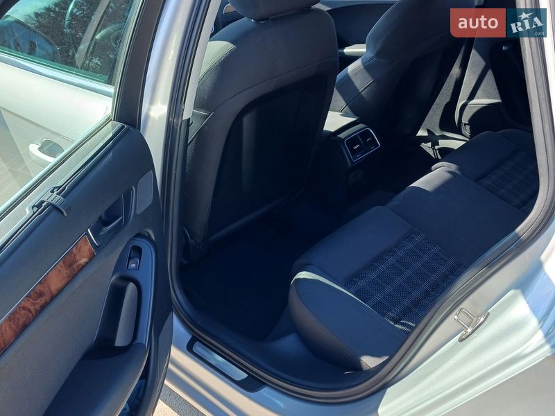 Универсал Audi A4 2009 в Луцке