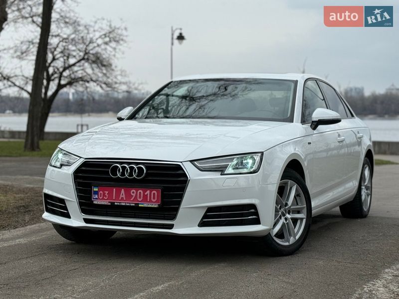 Седан Audi A4 2017 в Киеве