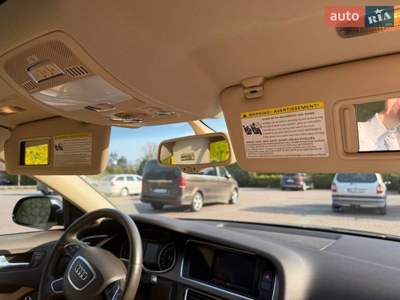Седан Audi A4 2012 в Львові