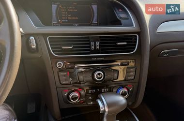 Седан Audi A4 2012 в Львове