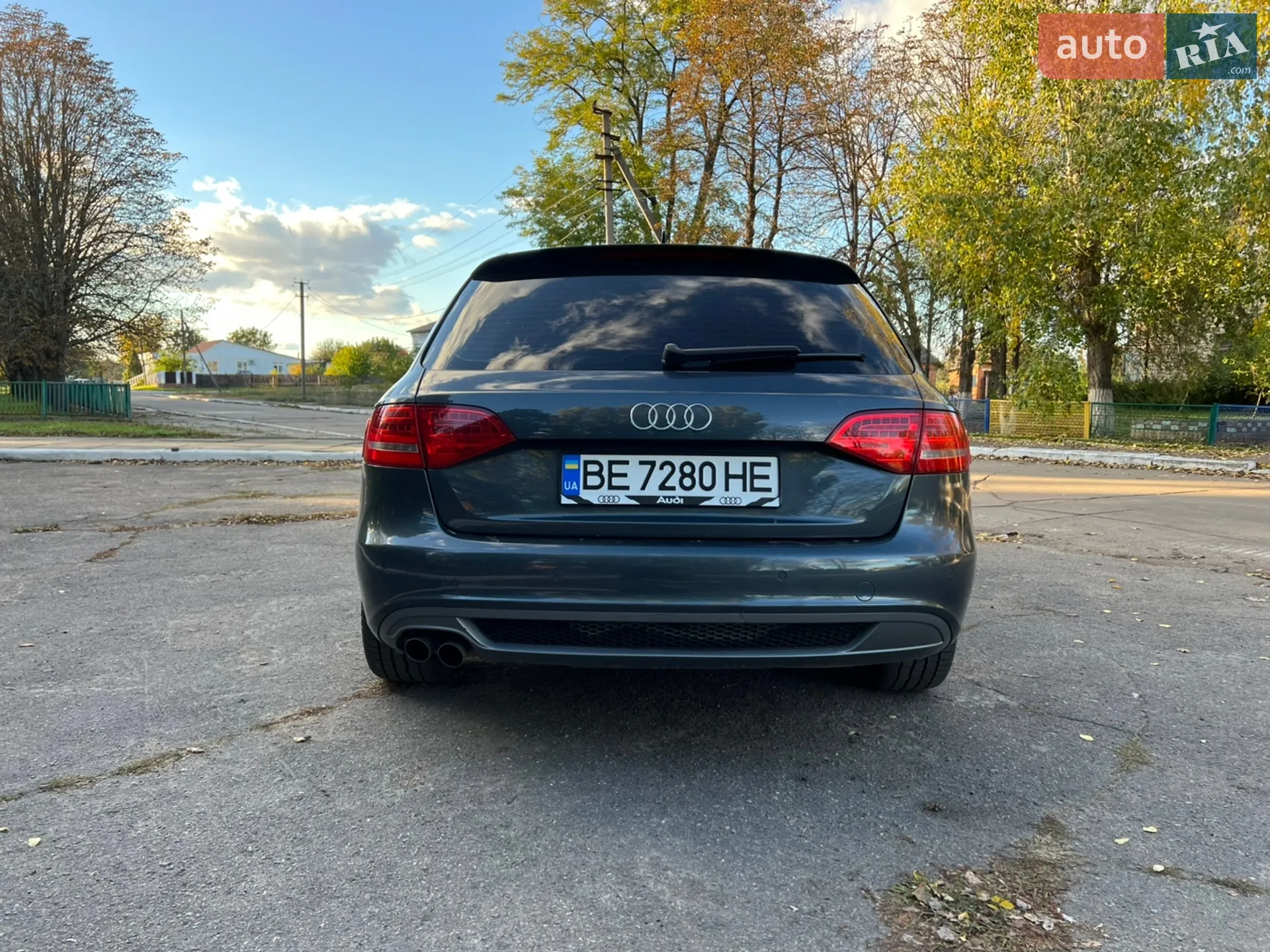 2010 Audi A4 - мініатюра 9