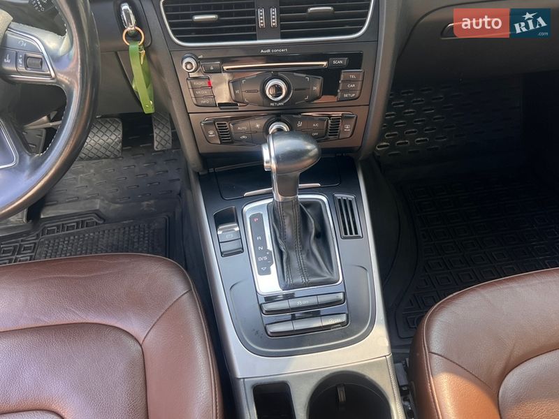 Седан Audi A4 2014 в Ирпене