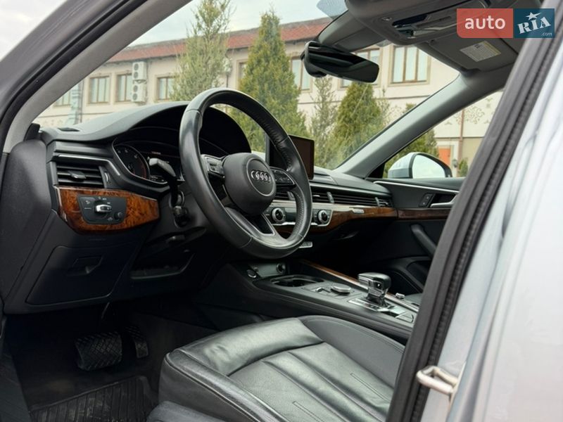 Седан Audi A4 2018 в Стрые