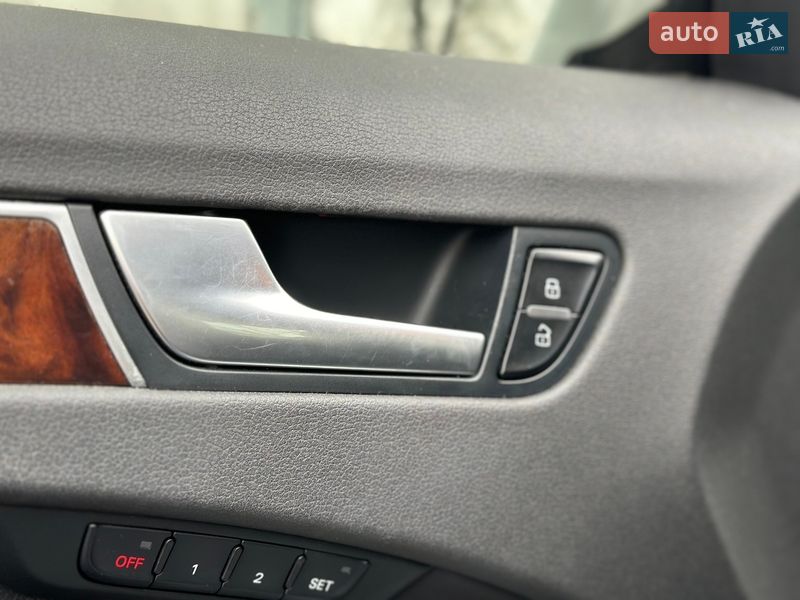 Седан Audi A4 2013 в Києві