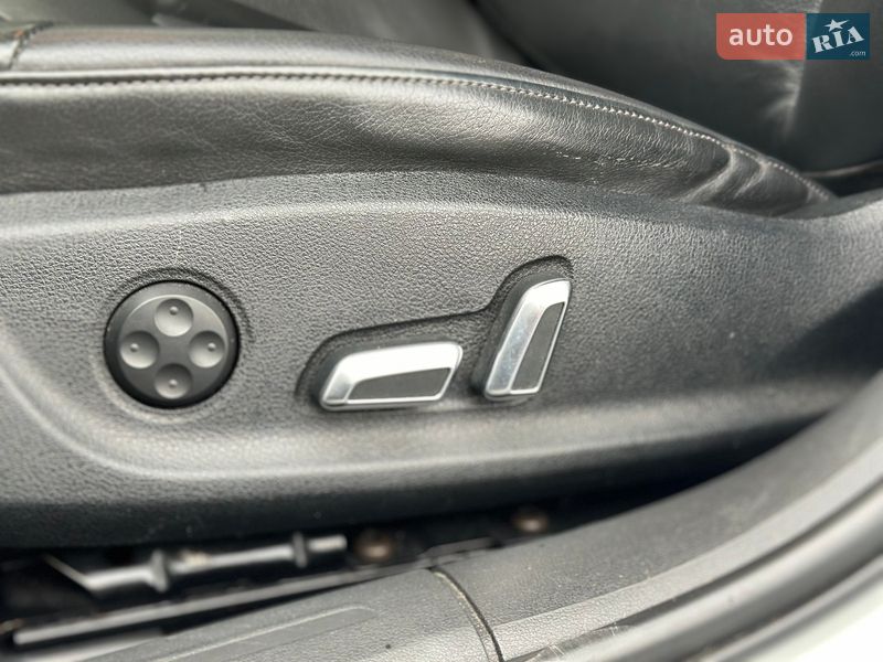 Седан Audi A4 2013 в Києві