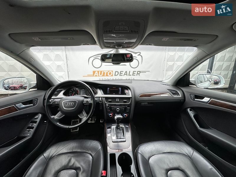 Седан Audi A4 2013 в Києві