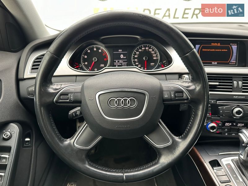 Седан Audi A4 2013 в Києві