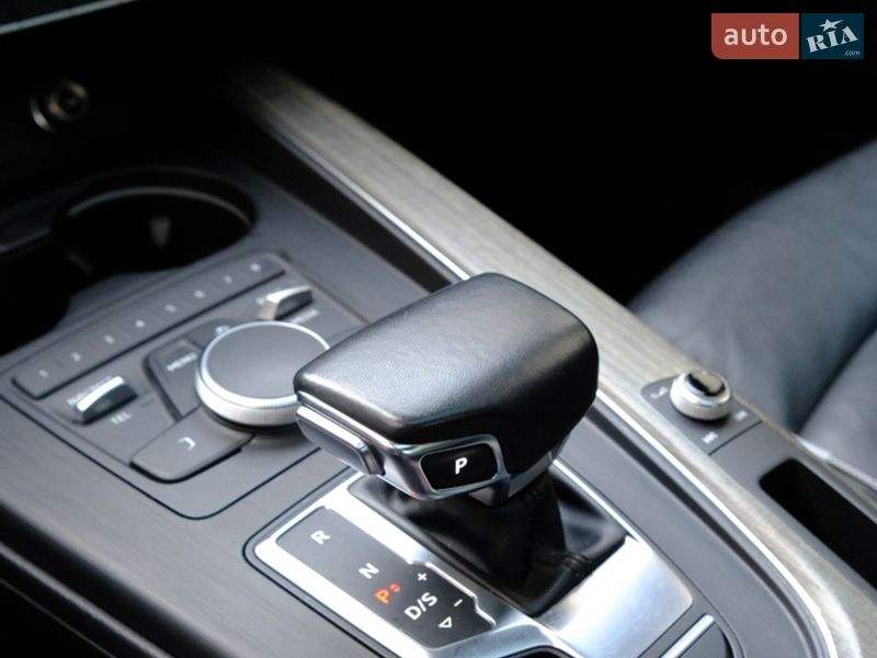 Седан Audi A4 2019 в Києві