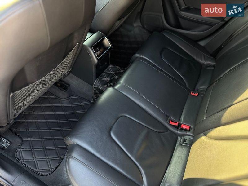 Седан Audi A4 2013 в Києві