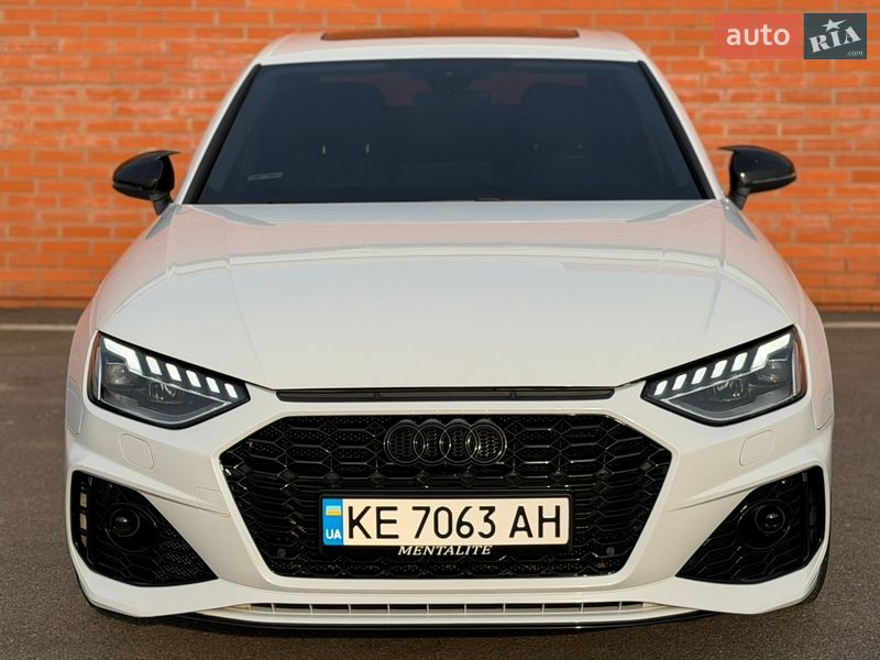 Седан Audi A4 2021 в Киеве фото Седан Audi A4 2021 в Киеве