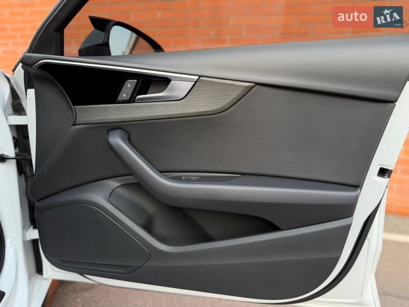 Седан Audi A4 2021 в Киеве фото 45 Седан Audi A4 2021 в Киеве