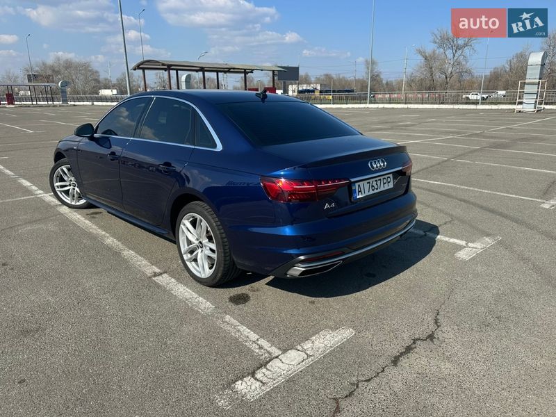 Седан Audi A4 2020 в Киеве