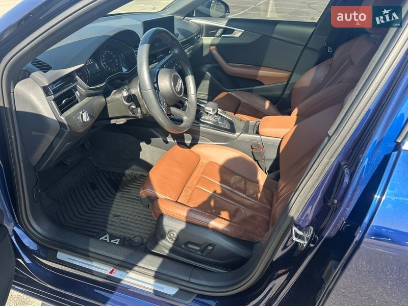 Седан Audi A4 2020 в Киеве