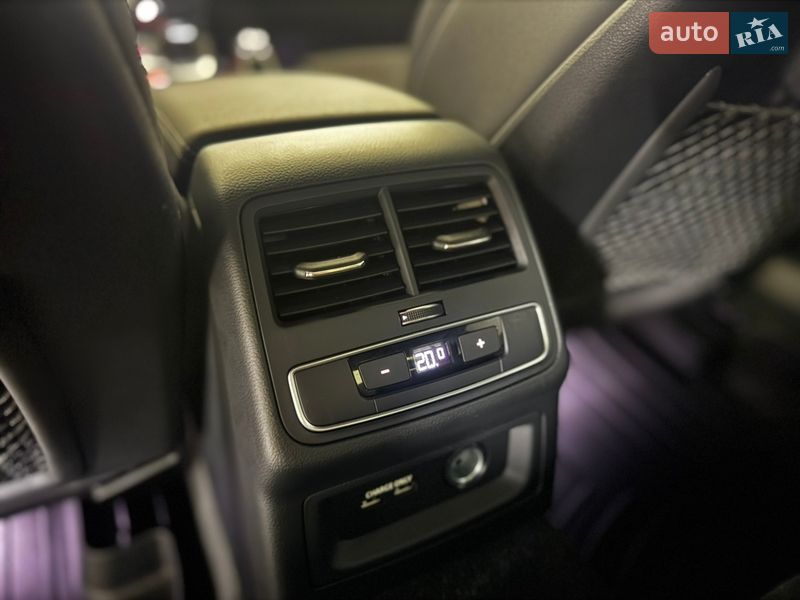 Седан Audi A4 2020 в Василькове