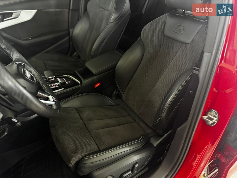 Седан Audi A4 2020 в Василькове