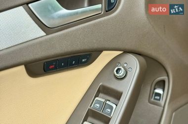 Седан Audi A4 2013 в Львове