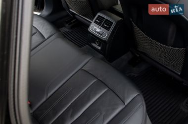 Седан Audi A4 2015 в Черкассах