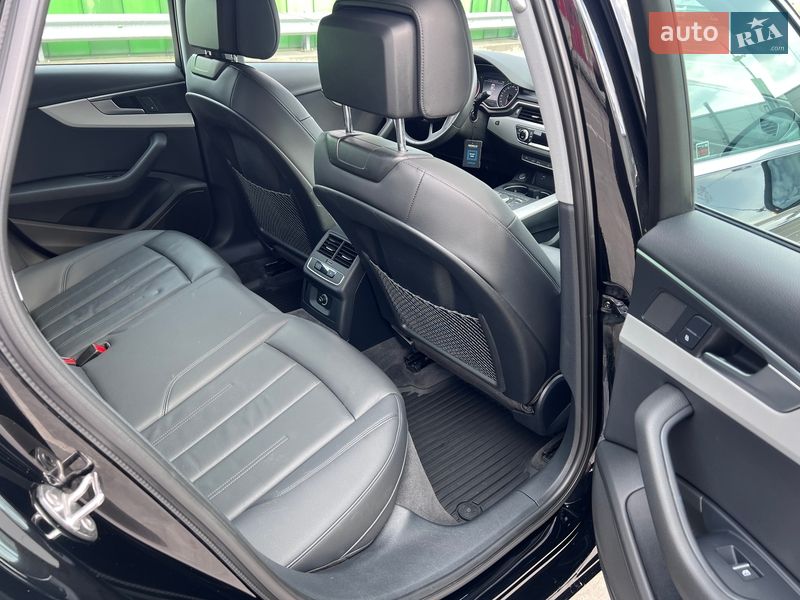 Седан Audi A4 2019 в Киеве
