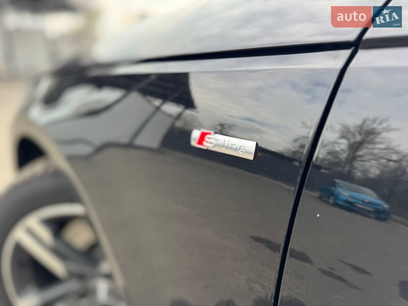 Седан Audi A4 2016 в Киеве
