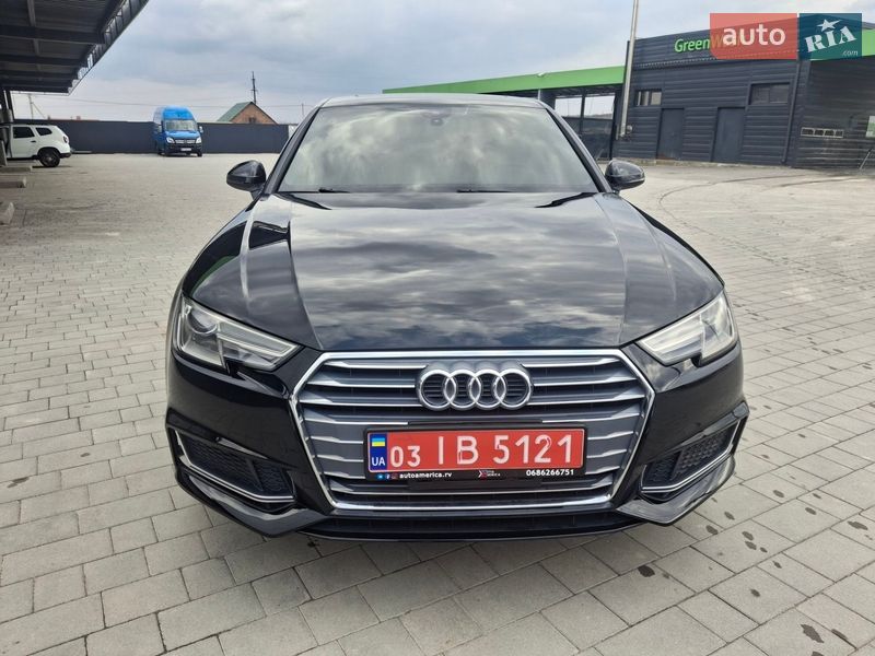 Седан Audi A4 2018 в Каменец-Подольском