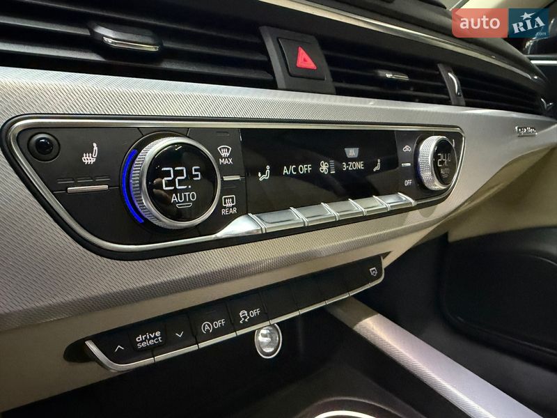 Седан Audi A4 2017 в Одессе