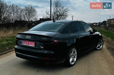 Седан Audi A4 2017 в Ивано-Франковске