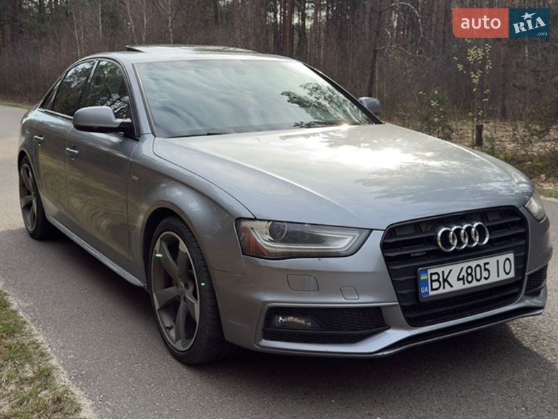Седан Audi A4 2014 в Шацьку