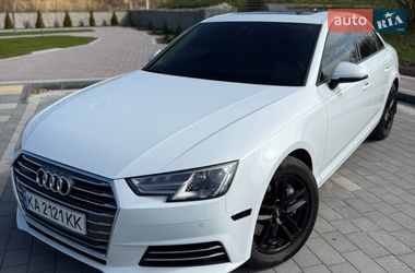 Седан Audi A4 2016 в Львове