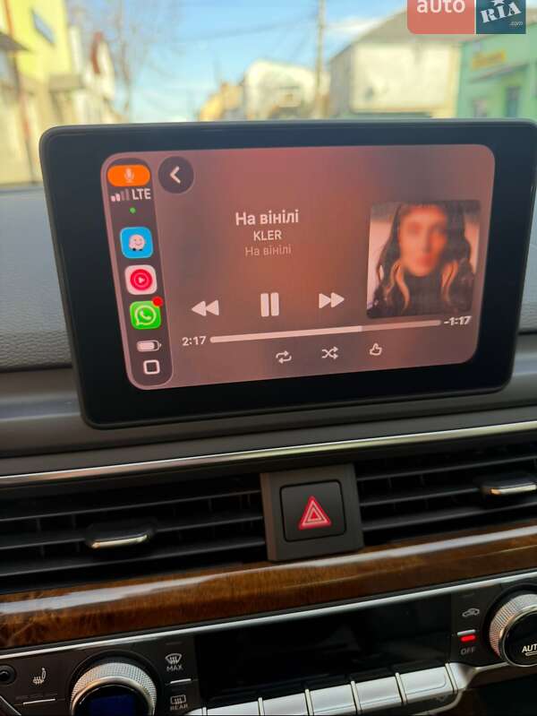 Седан Audi A4 2016 в Львове