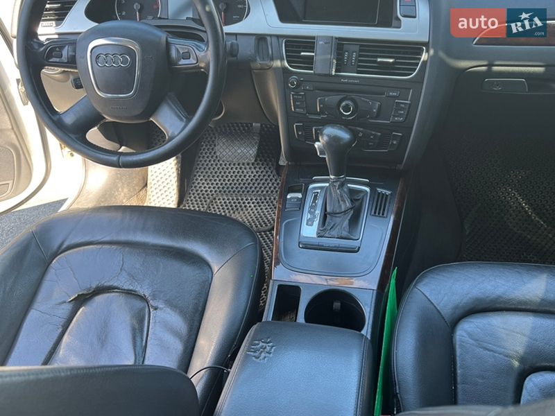 Седан Audi A4 2009 в Киеве