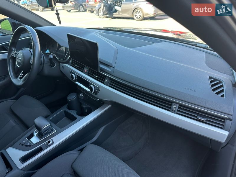 Універсал Audi A4 2020 в Києві