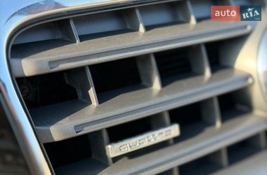 Седан Audi A4 2010 в Дубно