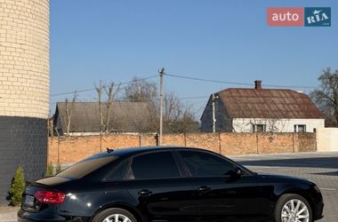 Седан Audi A4 2010 в Дубно