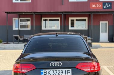 Седан Audi A4 2010 в Дубно