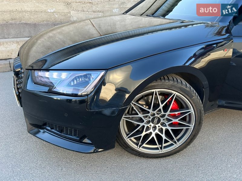 Седан Audi A4 2017 в Киеве