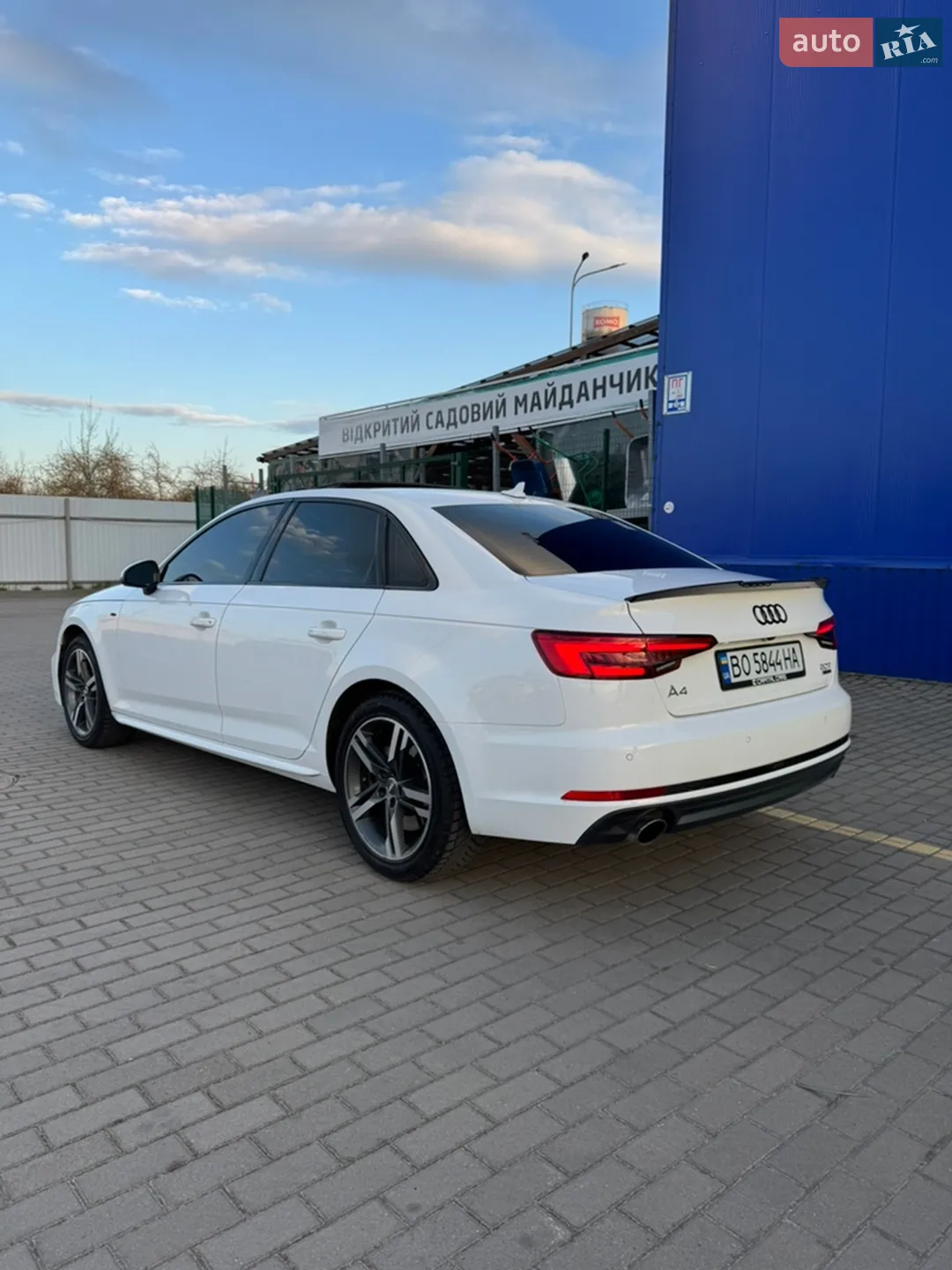 2016 Audi A4 - мініатюра 7