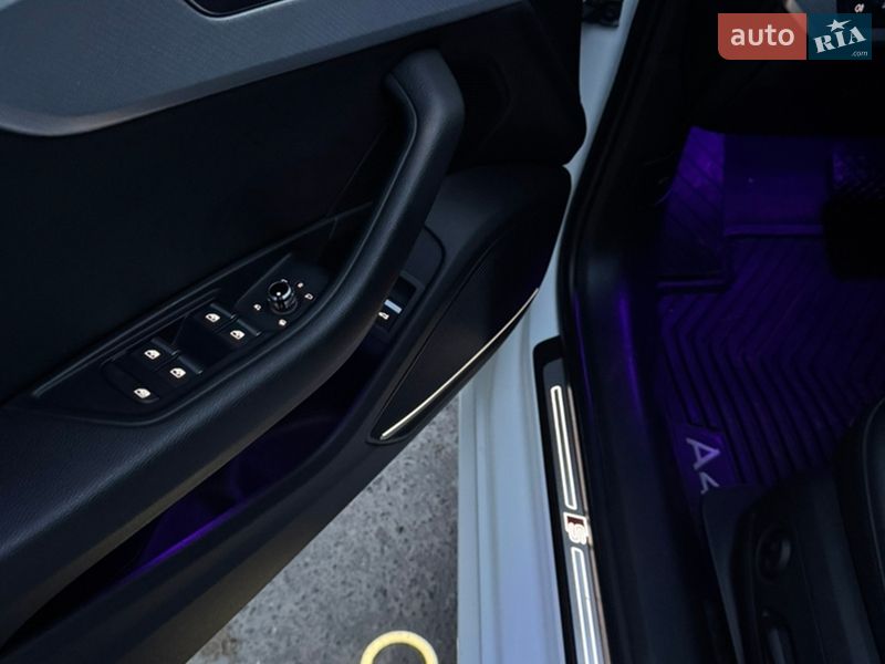 Седан Audi A4 2016 в Кременці