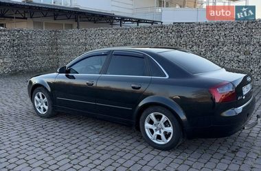 Седан Audi A4 2003 в Снятині