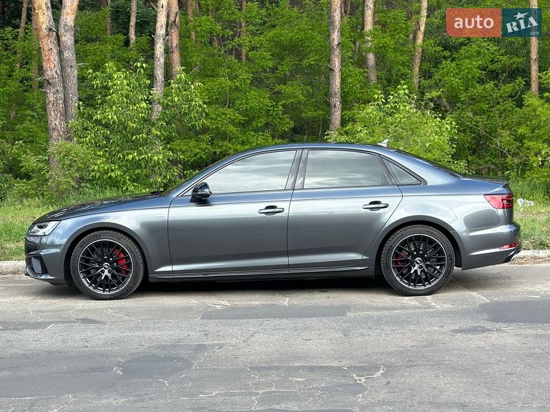 Седан Audi A4 2018 в Киеве