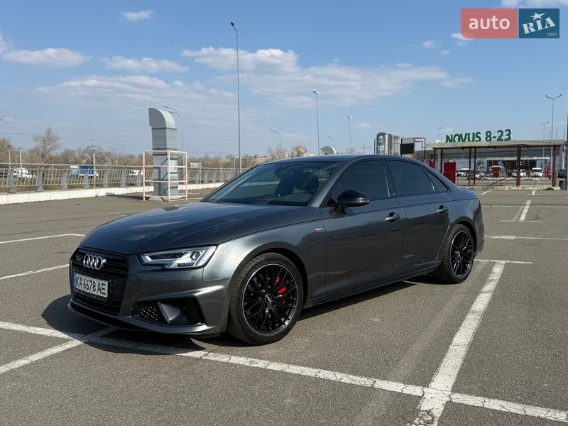 Седан Audi A4 2018 в Киеве