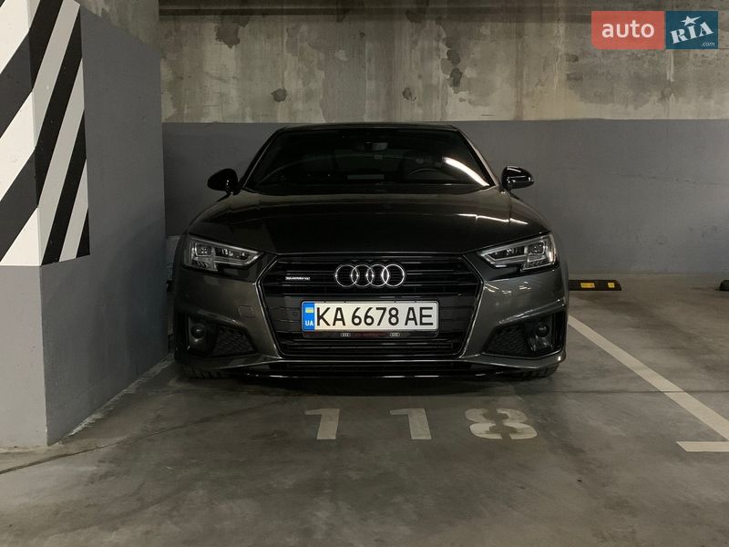 Седан Audi A4 2018 в Киеве